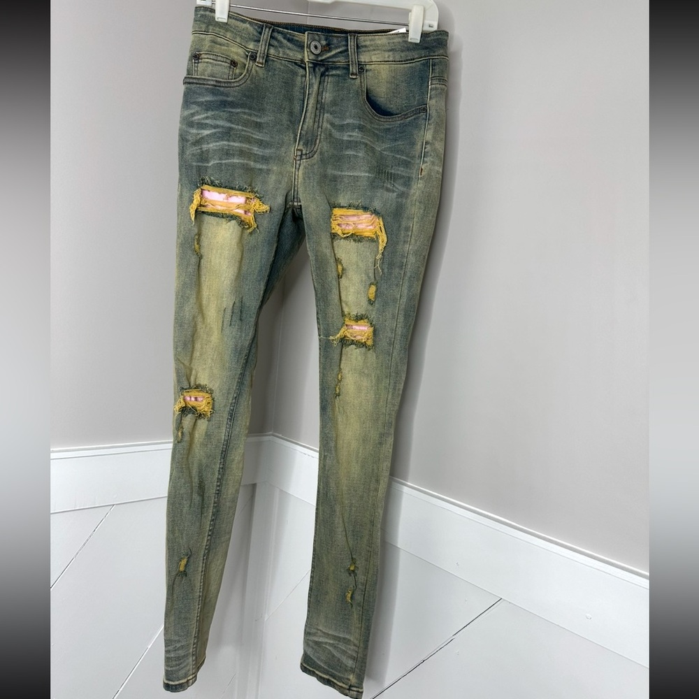 SERENADE DISTRESSED DENIM PANTS/ PRELOVED/ SIZE 30